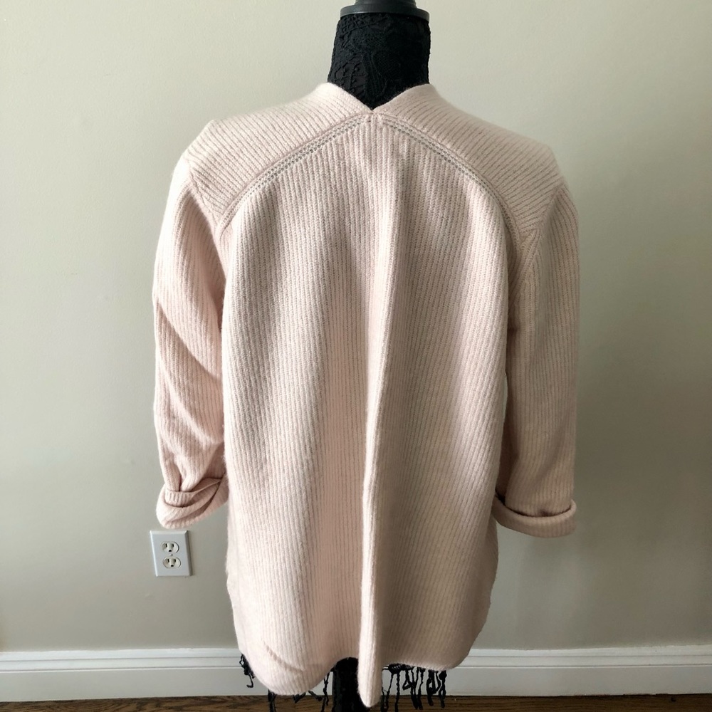 LOFT Sweater - Picture 5 of 7